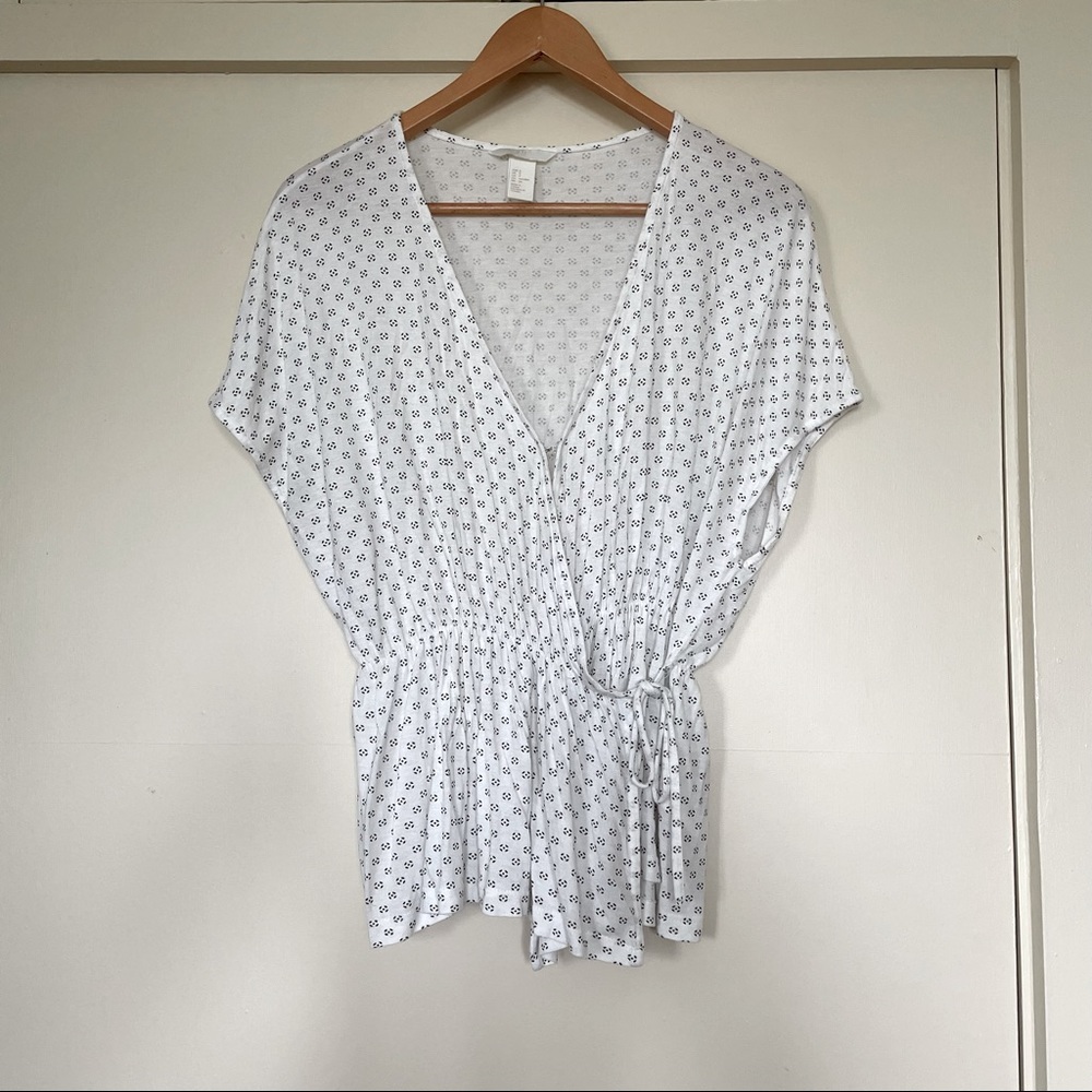 H&M - Light, Flowy Wrap Top Perfect For Breastfeeding